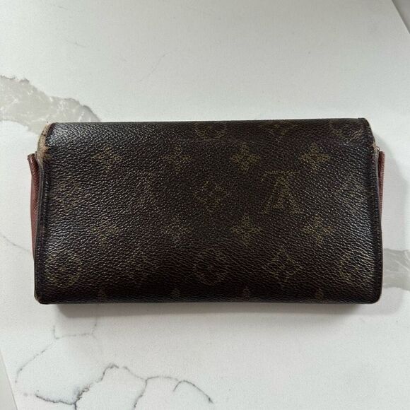Vintage Louis Vuitton Monogram Sarah Long Wallet - Picture 3 of 14